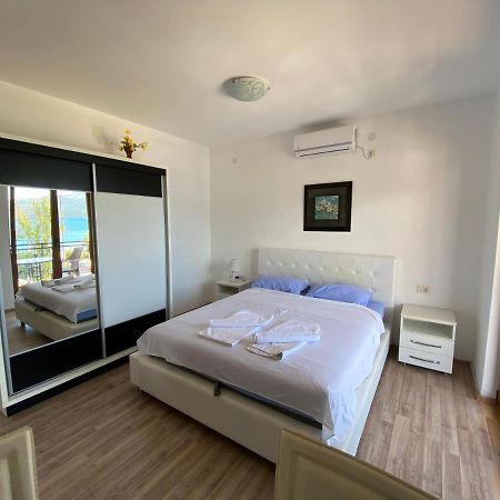 Apartments Family Tivat Zewnętrze zdjęcie