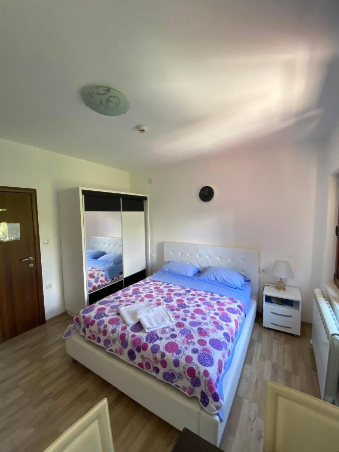 Apartments Family Tivat Zewnętrze zdjęcie