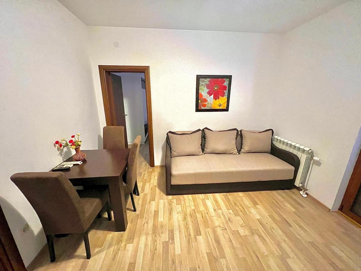 Apartments Family Tivat Zewnętrze zdjęcie