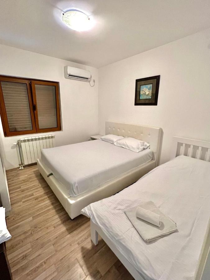 Apartments Family Tivat Zewnętrze zdjęcie