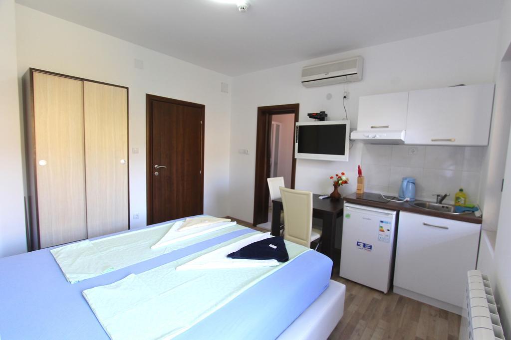 Apartments Family Tivat Pokój zdjęcie